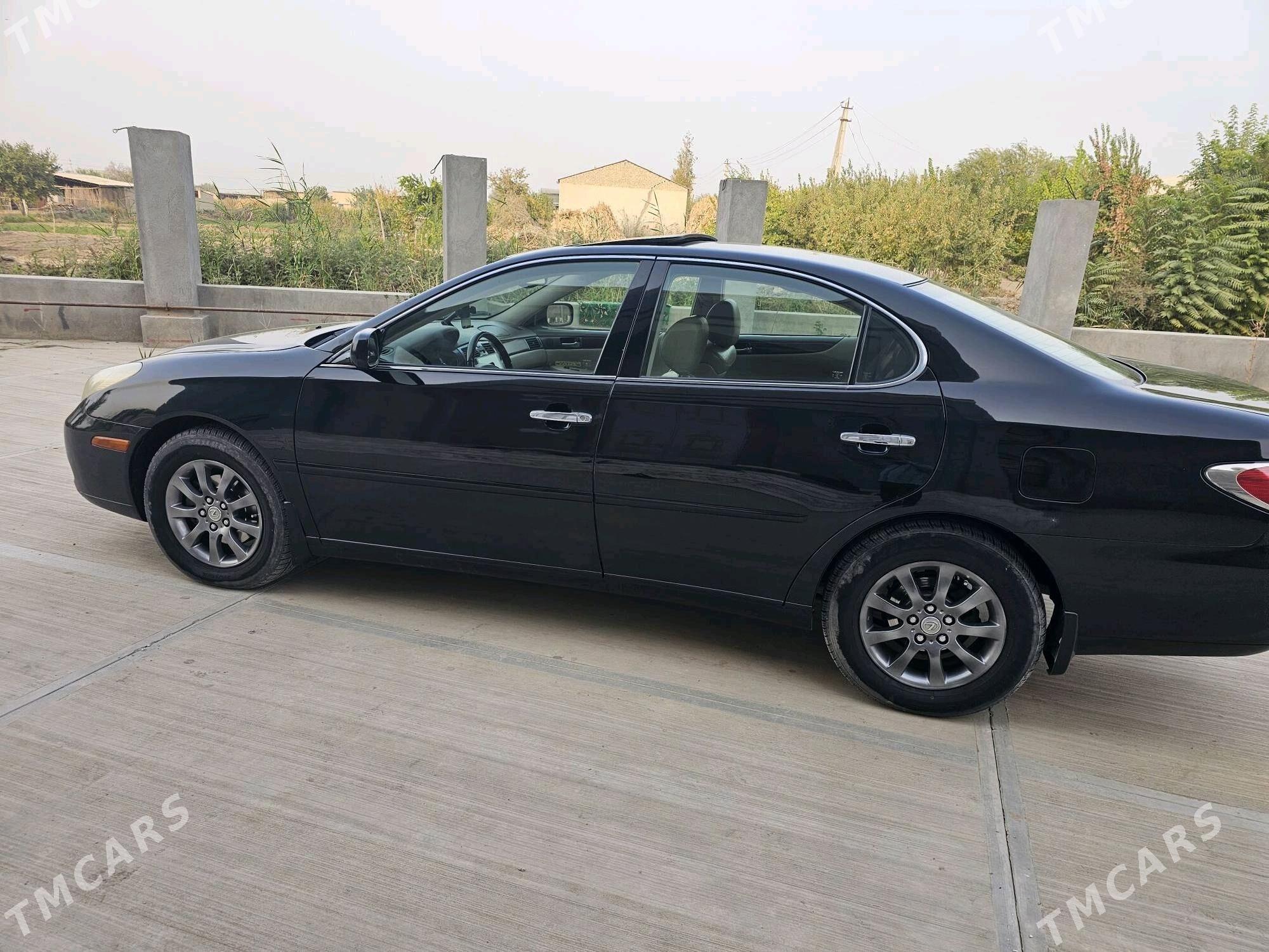 Lexus ES 300 2003 - 200 000 TMT - Халач - img 9