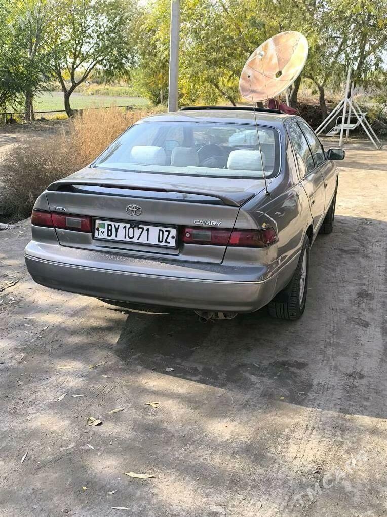 Toyota Camry 1998 - 142 000 TMT - Кёнеургенч - img 1