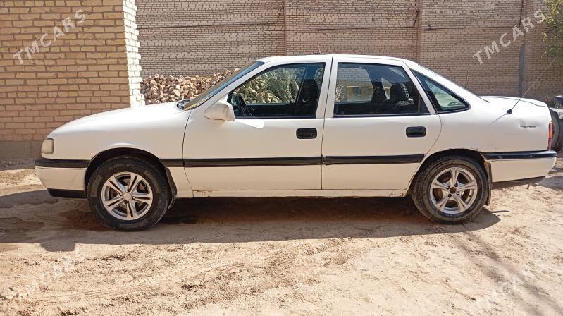 Opel Vectra 1991 - 24 000 TMT - Чарджоу - img 3