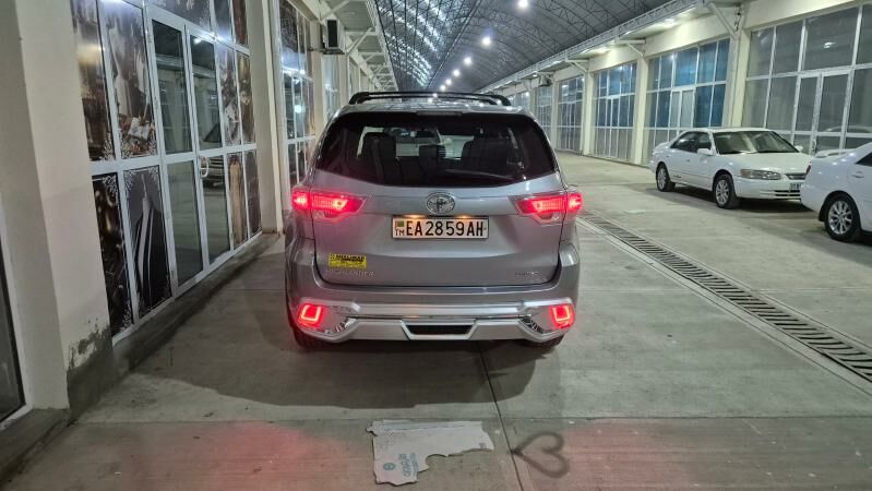 Toyota Highlander 2014 - 365 000 TMT - Гёкдепе - img 5