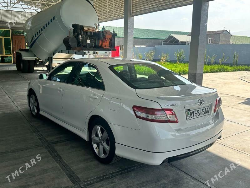 Toyota Camry 2011 - 210 000 TMT - Ашхабад - img 2