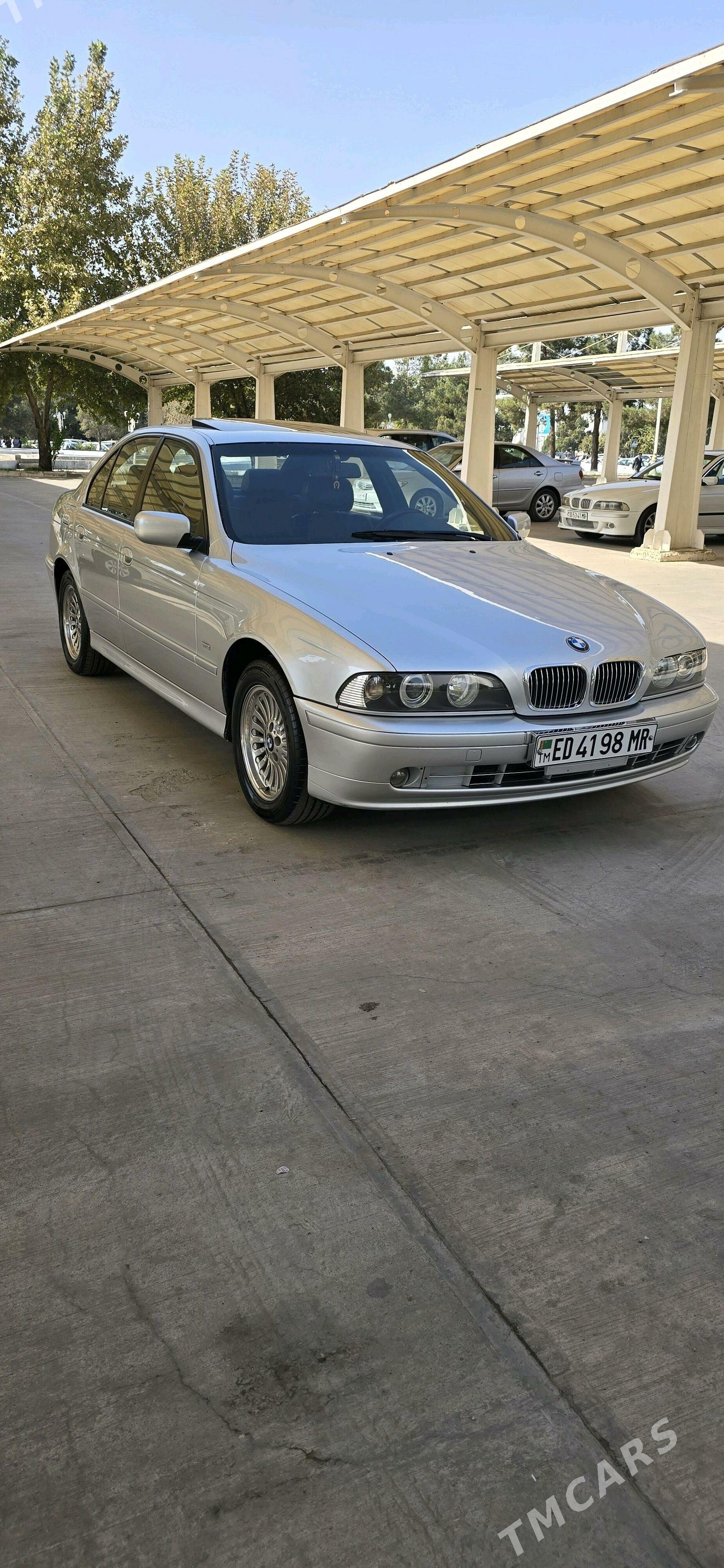 BMW E39 2000 - 115 000 TMT - Векильбазар - img 1