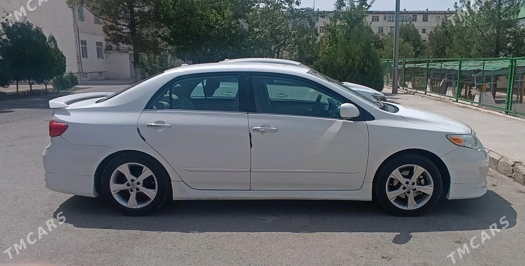 Toyota Corolla 2013 - 160 000 TMT - Aşgabat - img 3
