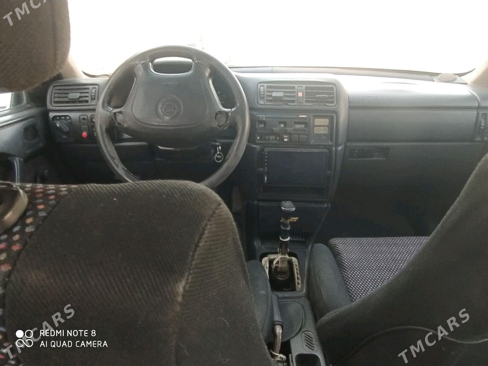 Opel Vectra 1994 - 26 000 TMT - Murgap - img 3