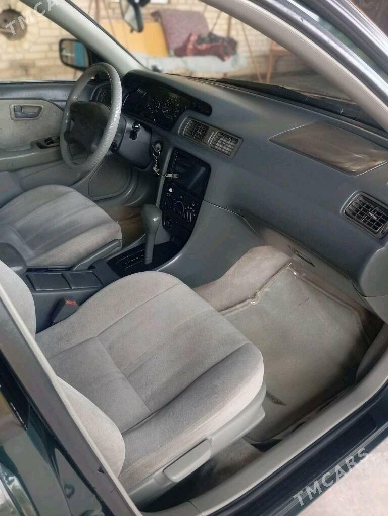 Toyota Camry 2001 - 136 000 TMT - Туркменабат - img 5