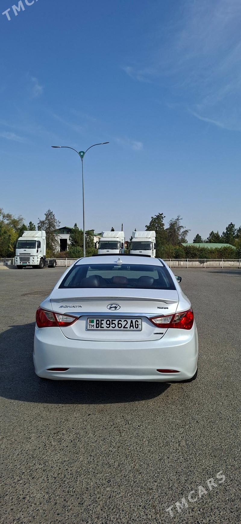 Hyundai Sonata 2010 - 145 000 TMT - Ашхабад - img 6
