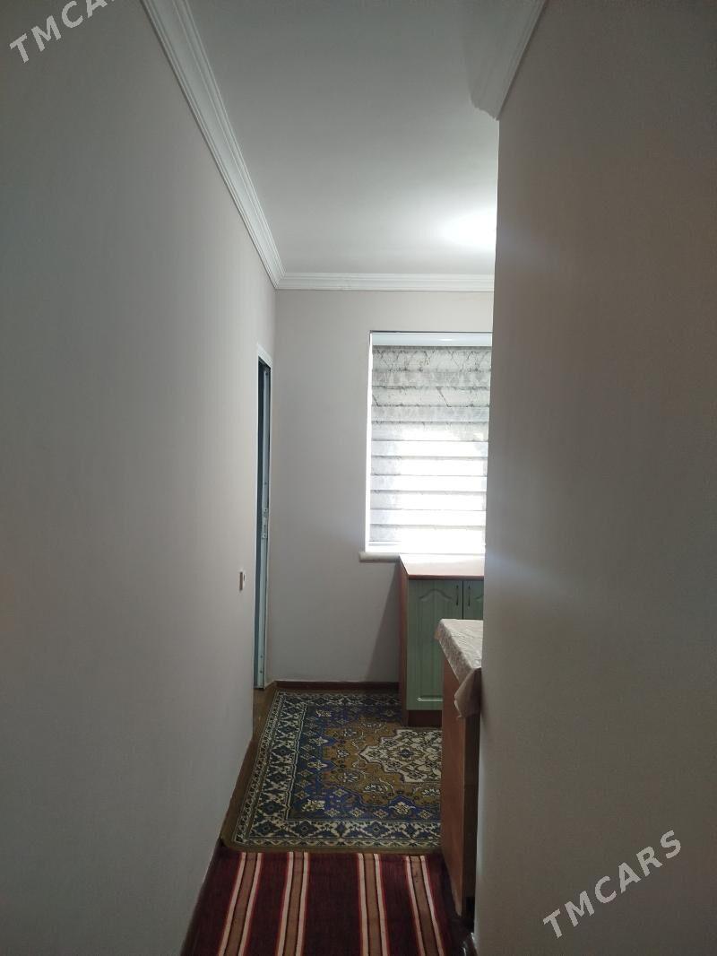 Продаю квартиру во 2ом микрора - Türkmenabat - img 2
