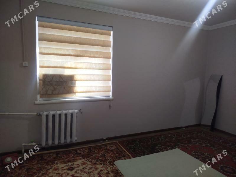 Продаю квартиру во 2ом микрора - Türkmenabat - img 4