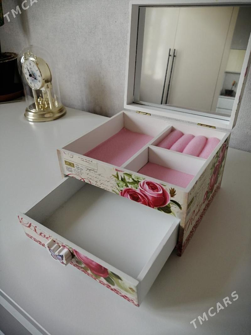 Шкатулка для украшений - Гаудан "А" - img 1