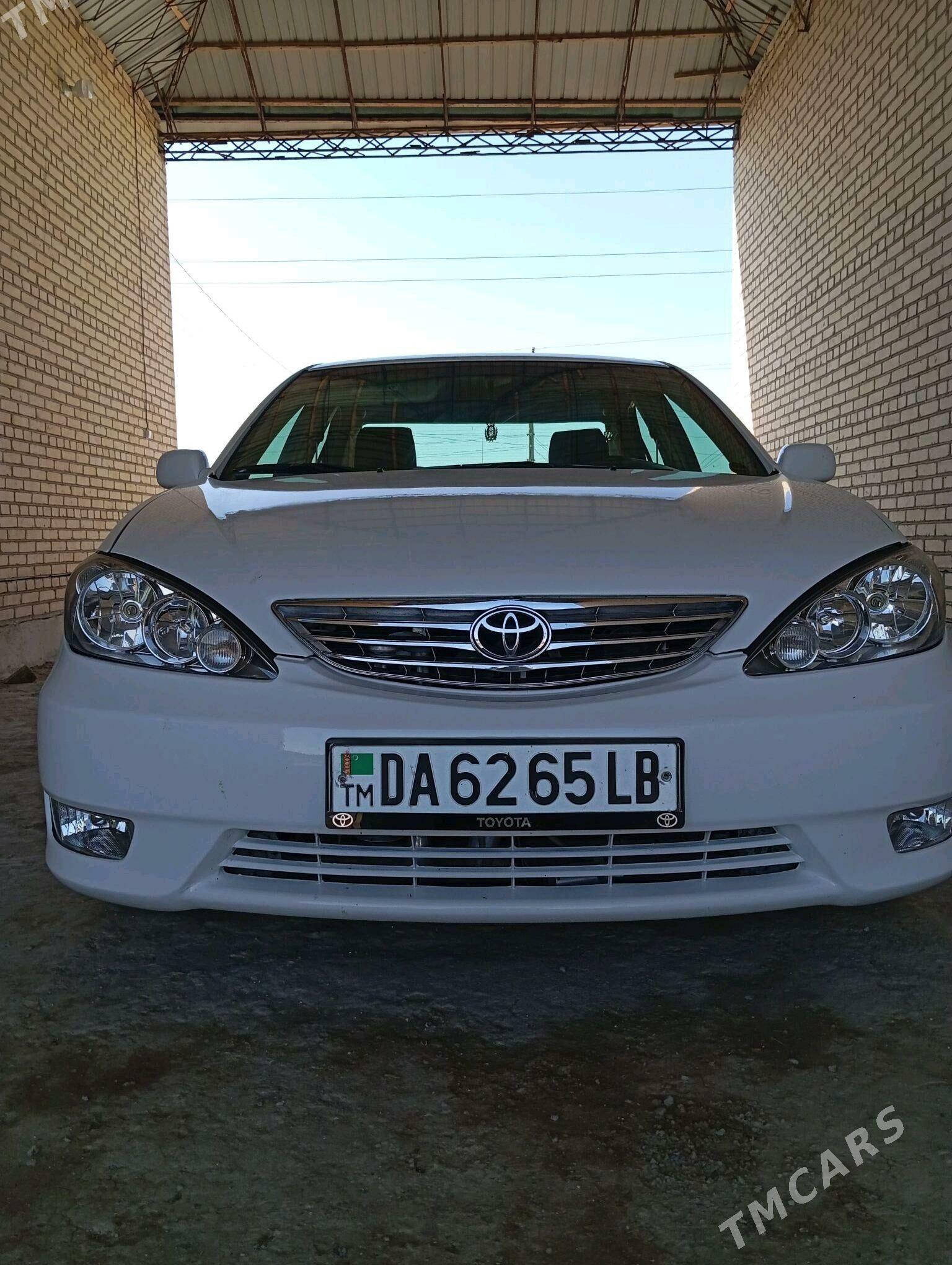 Toyota Camry 2002 - 152 000 TMT - Халач - img 1