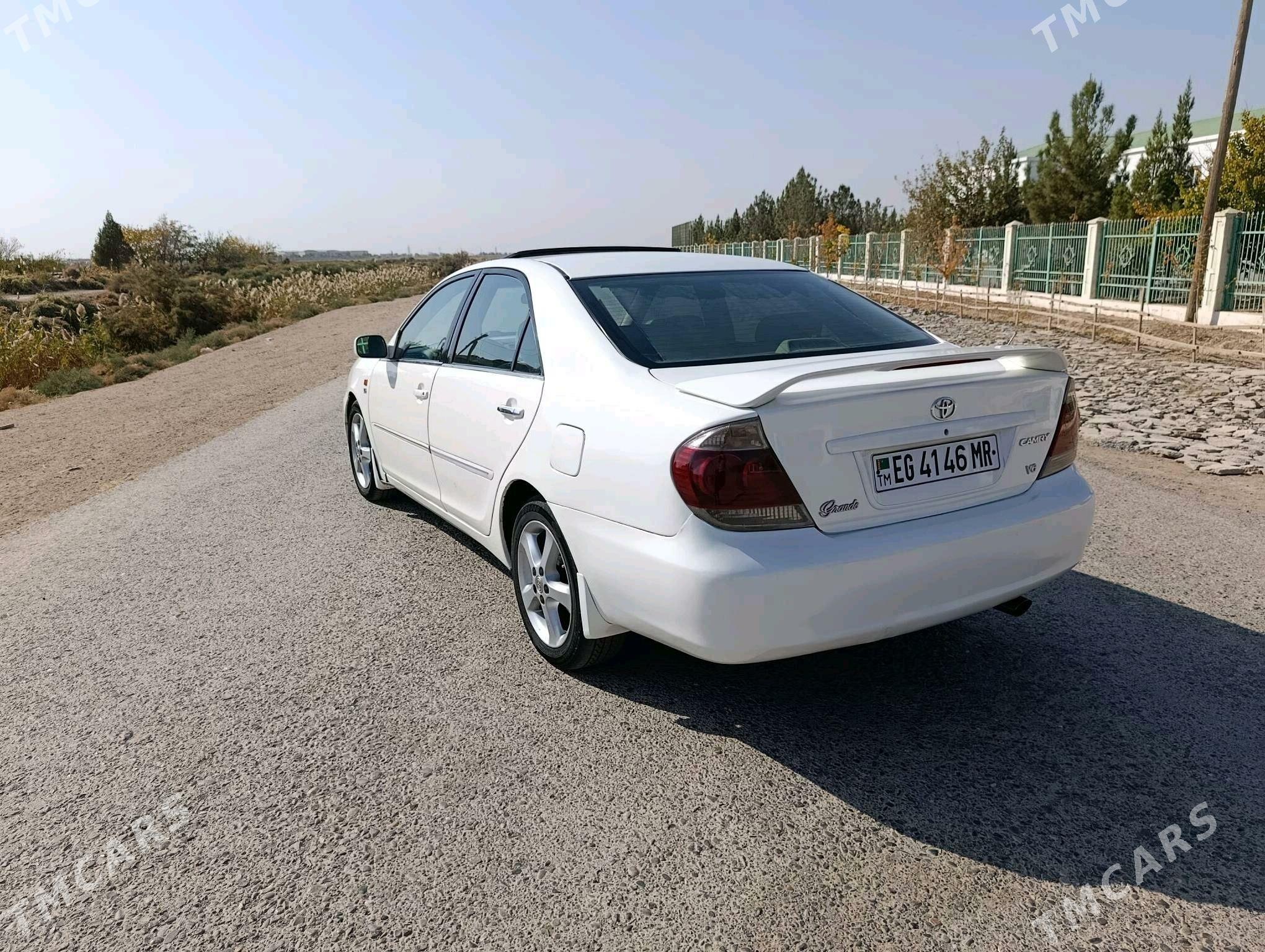 Toyota Camry 2003 - 160 000 TMT - Векильбазар - img 2
