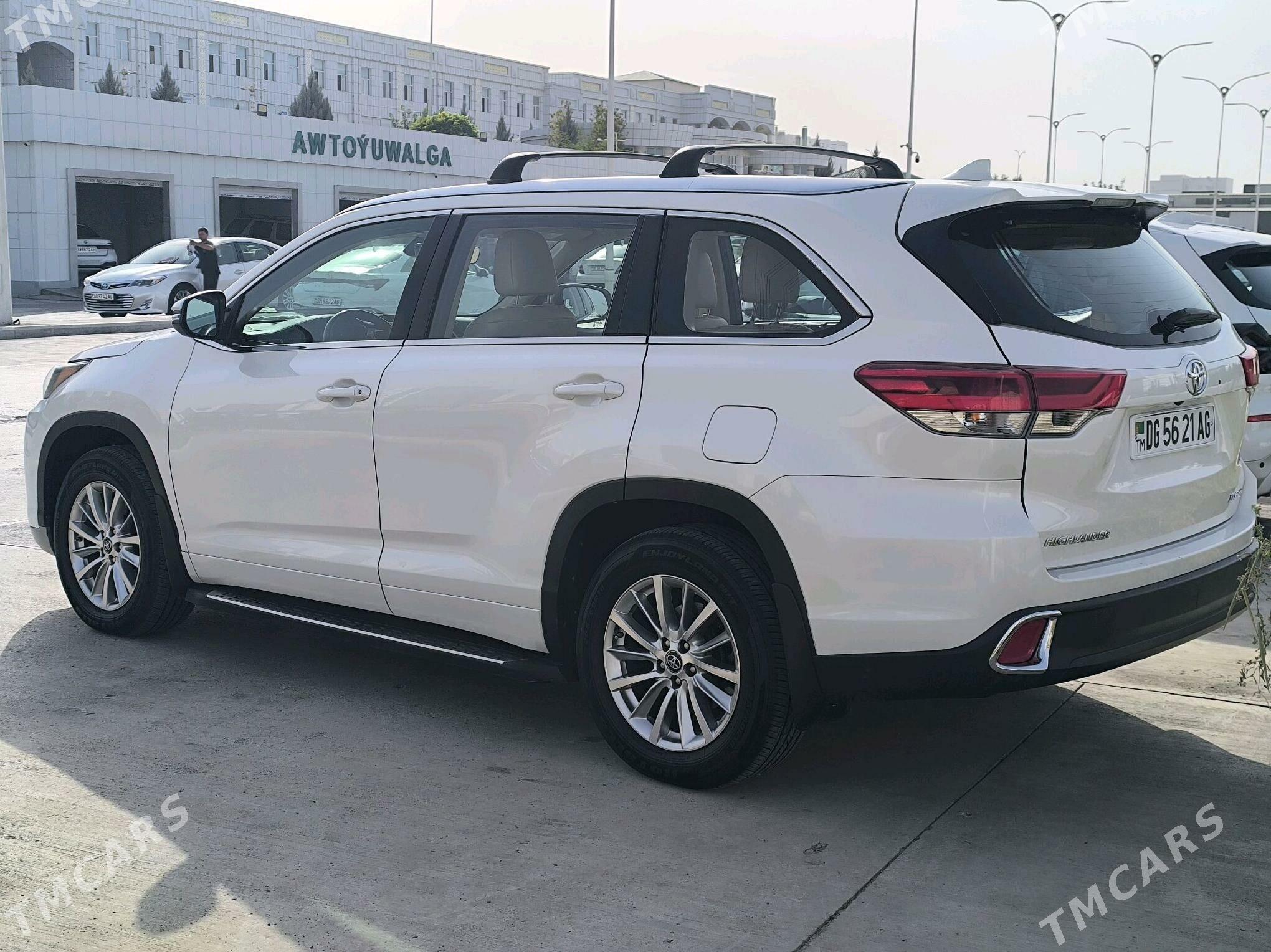 Toyota Highlander 2018 - 480 000 TMT - Ашхабад - img 1