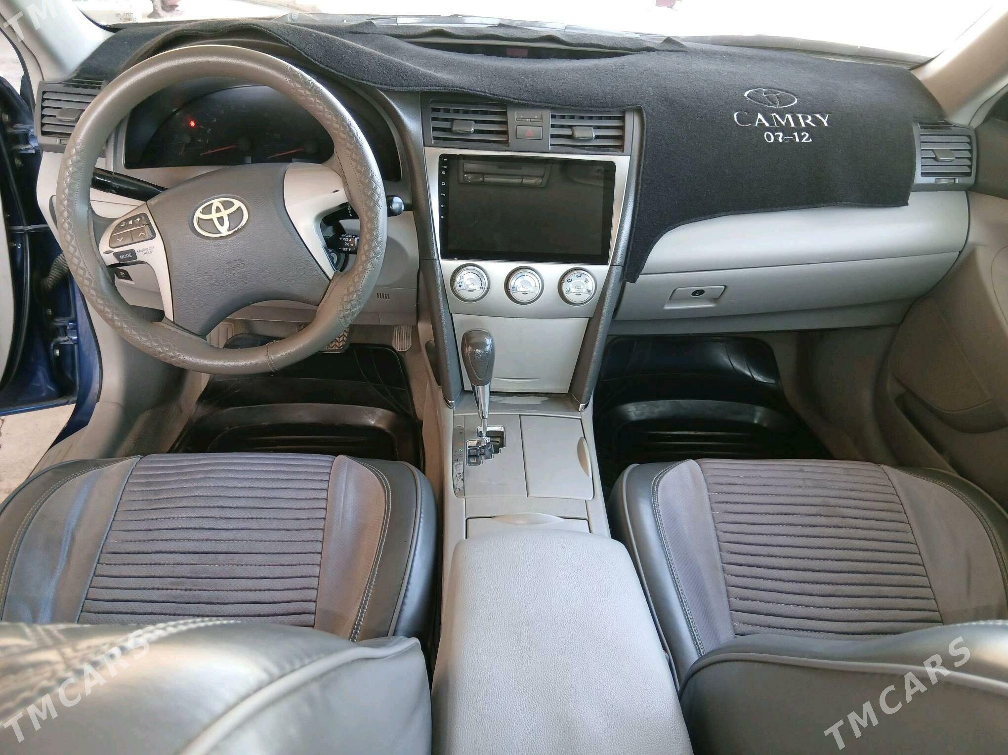 Toyota Camry 2010 - 215 000 TMT - Baýramaly - img 2