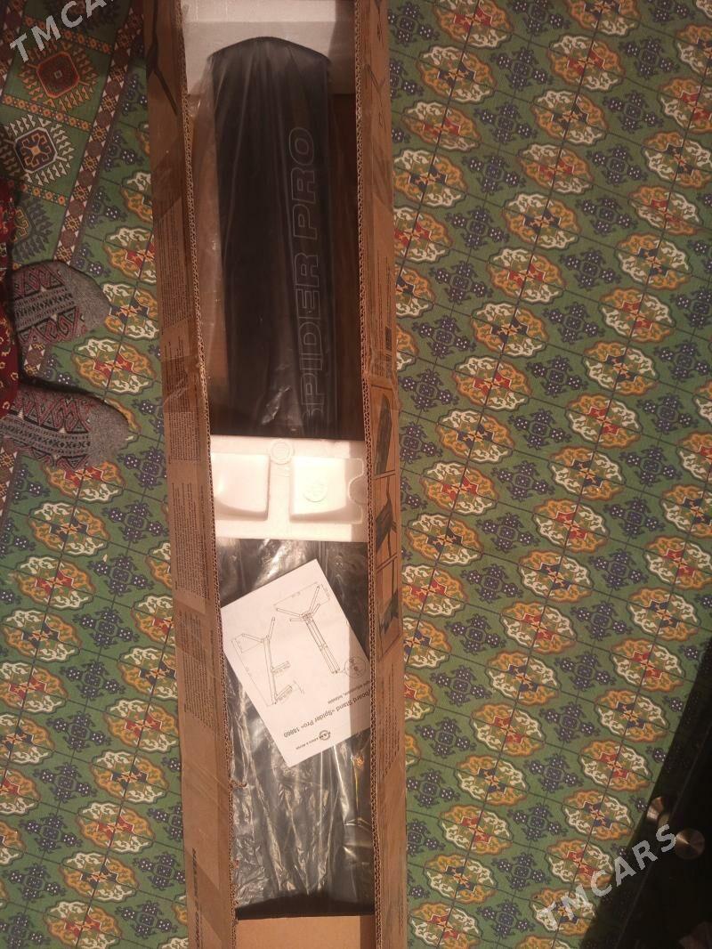 паук стойка - Ýaşlyk - img 2