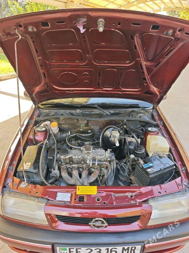 Opel Vectra 1995 - 50 000 TMT - Мары - img 6