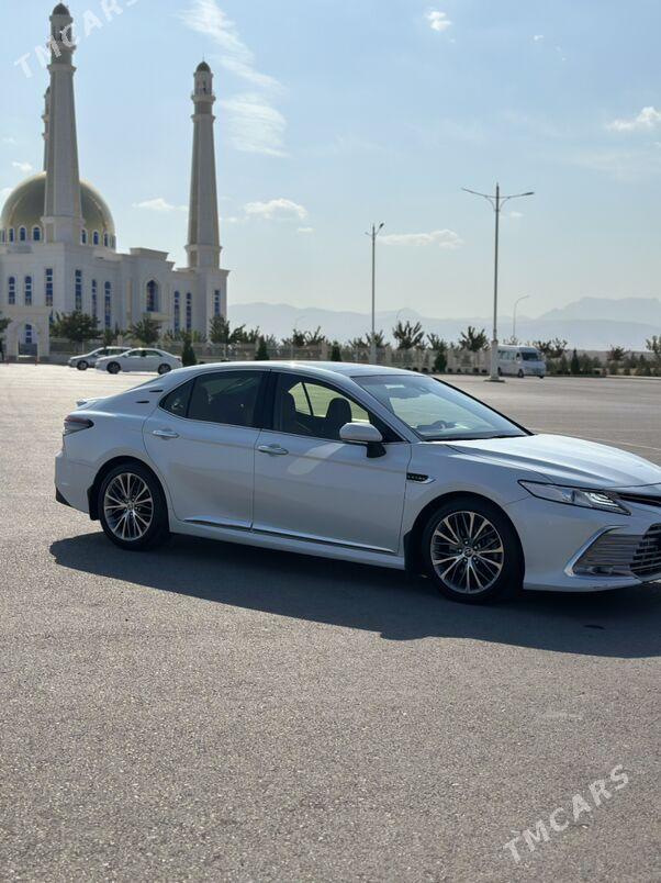 Toyota Camry 2023 - 520 000 TMT - Анев - img 5