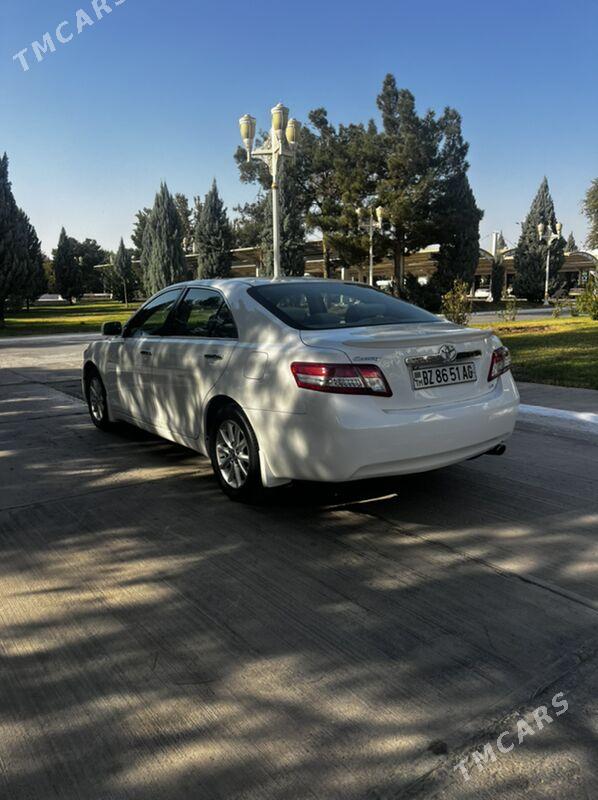 Toyota Camry 2010 - 215 000 TMT - Мары - img 1
