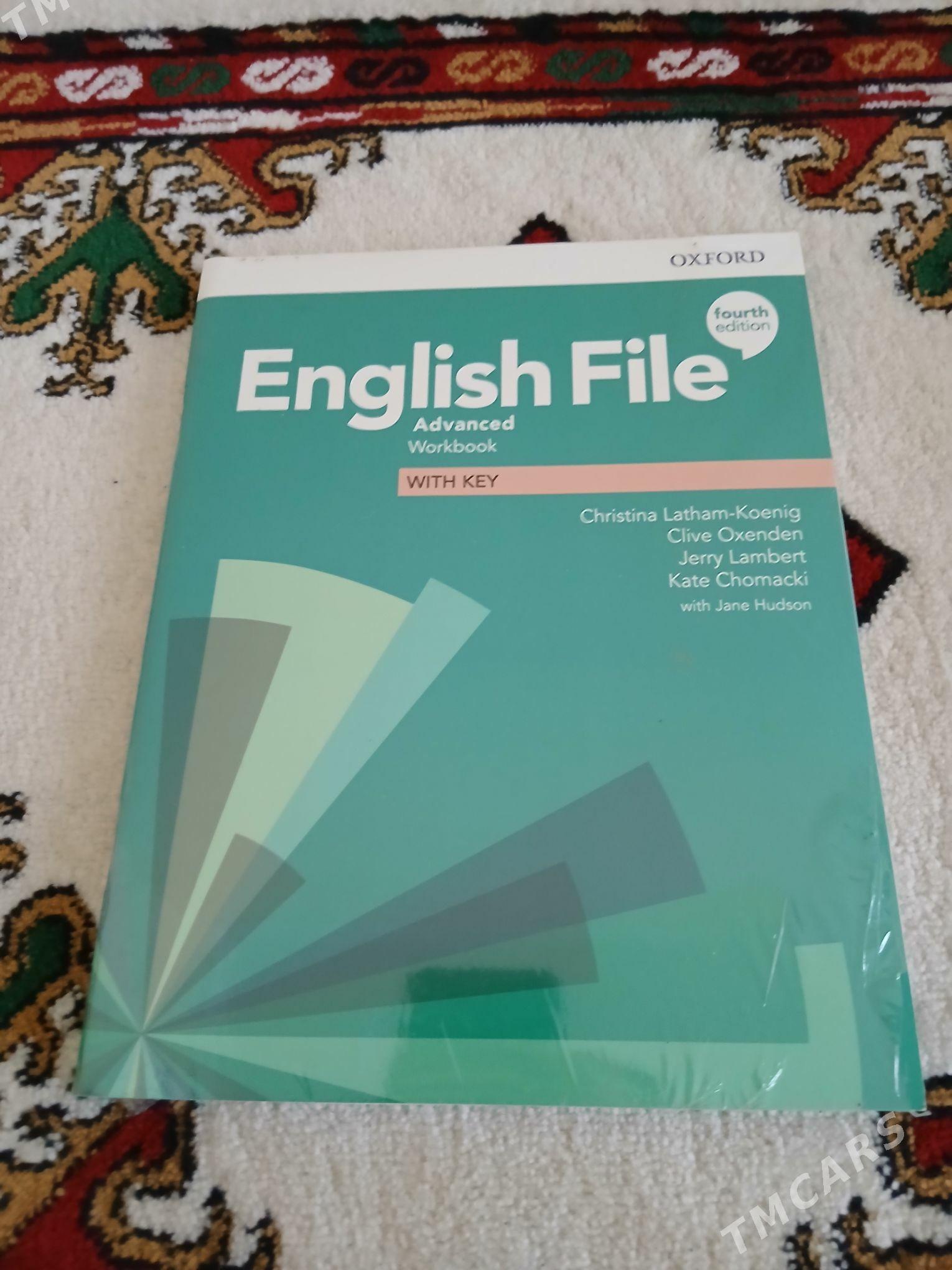 English File kitap - Atatürk köç. - img 1