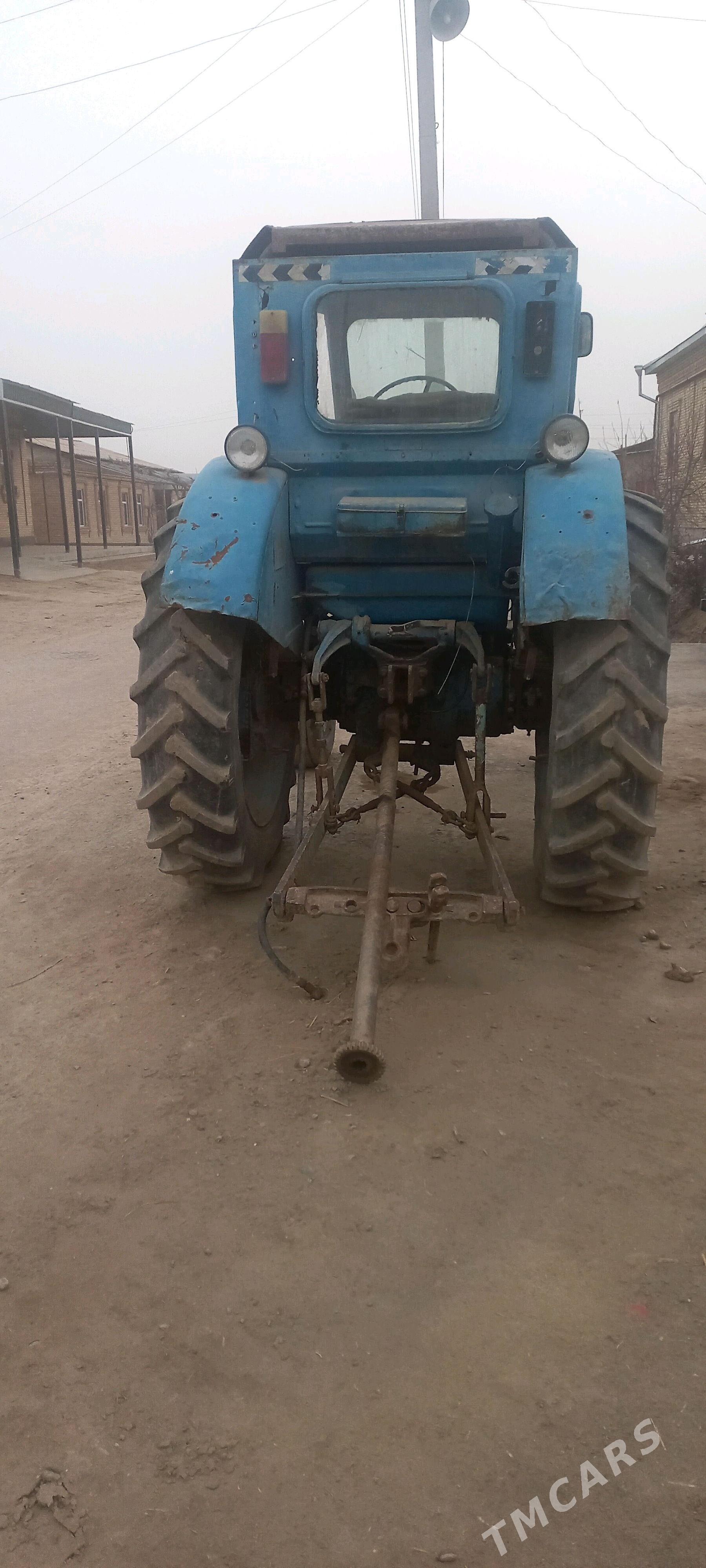 MTZ T-28 1990 - 25 000 TMT - Чарджоу - img 3