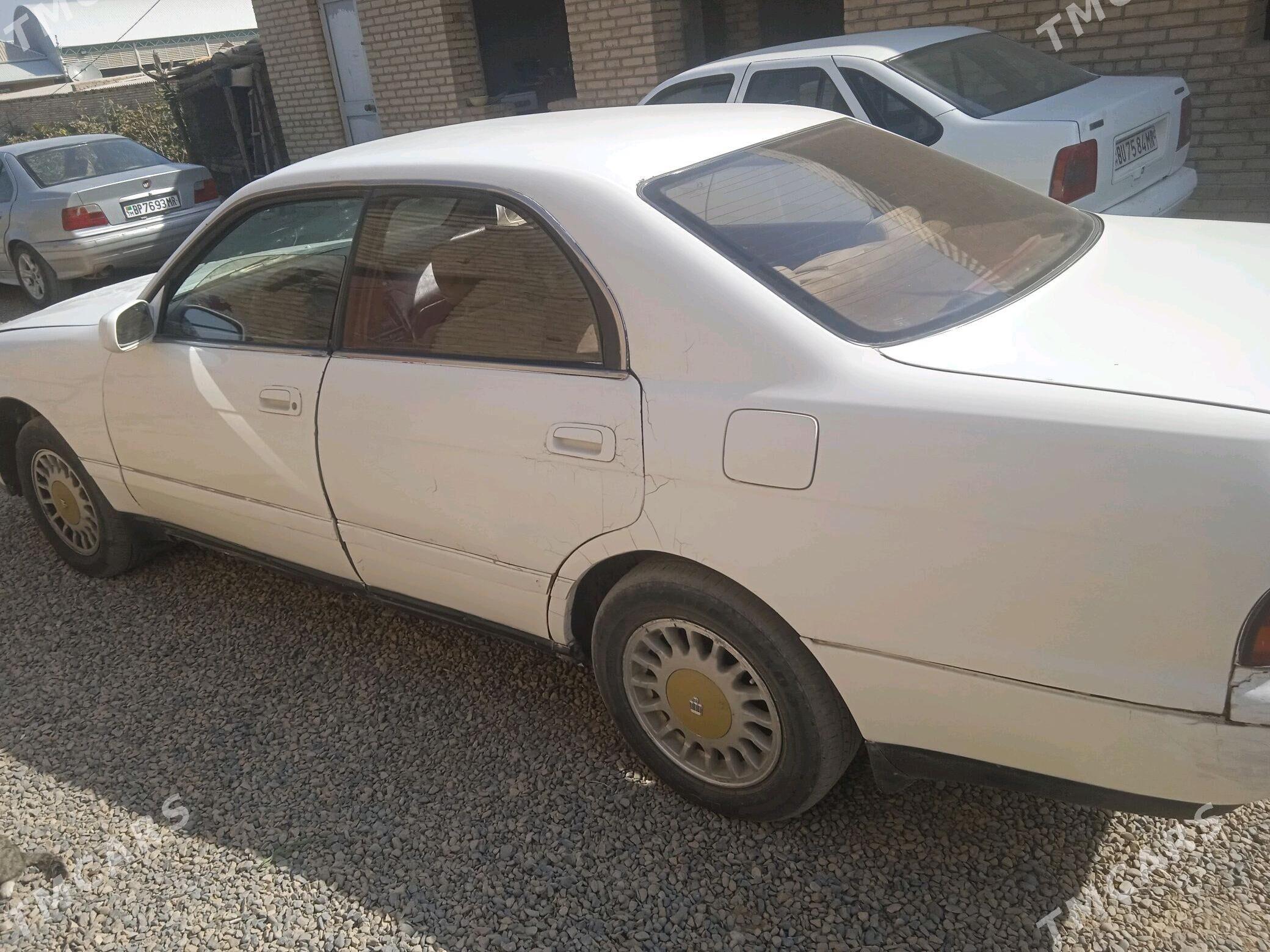 Toyota Crown 1992 - 30 000 TMT - Murgap - img 1
