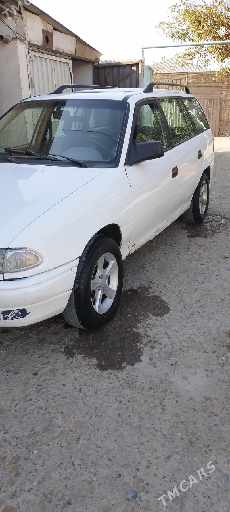 Opel Astra 1992 - 30 000 TMT - Mary - img 5