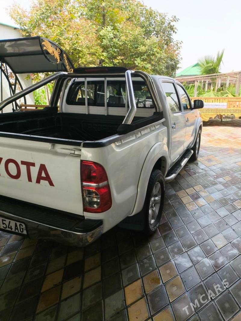 Toyota Hilux 2014 - 280 000 TMT - Bagyr - img 5