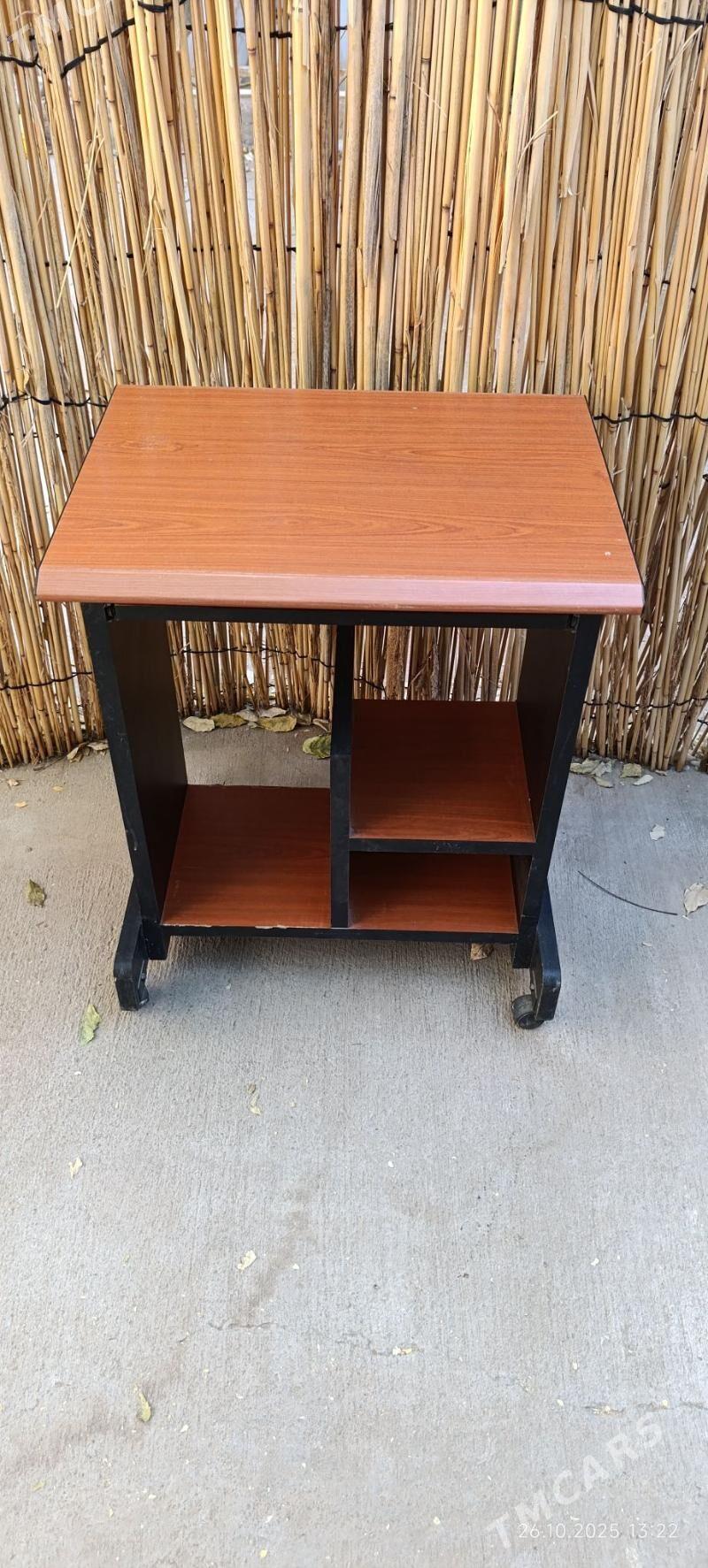 Стол компьютерный - Gagarin köç, köne Howa menzili - img 2