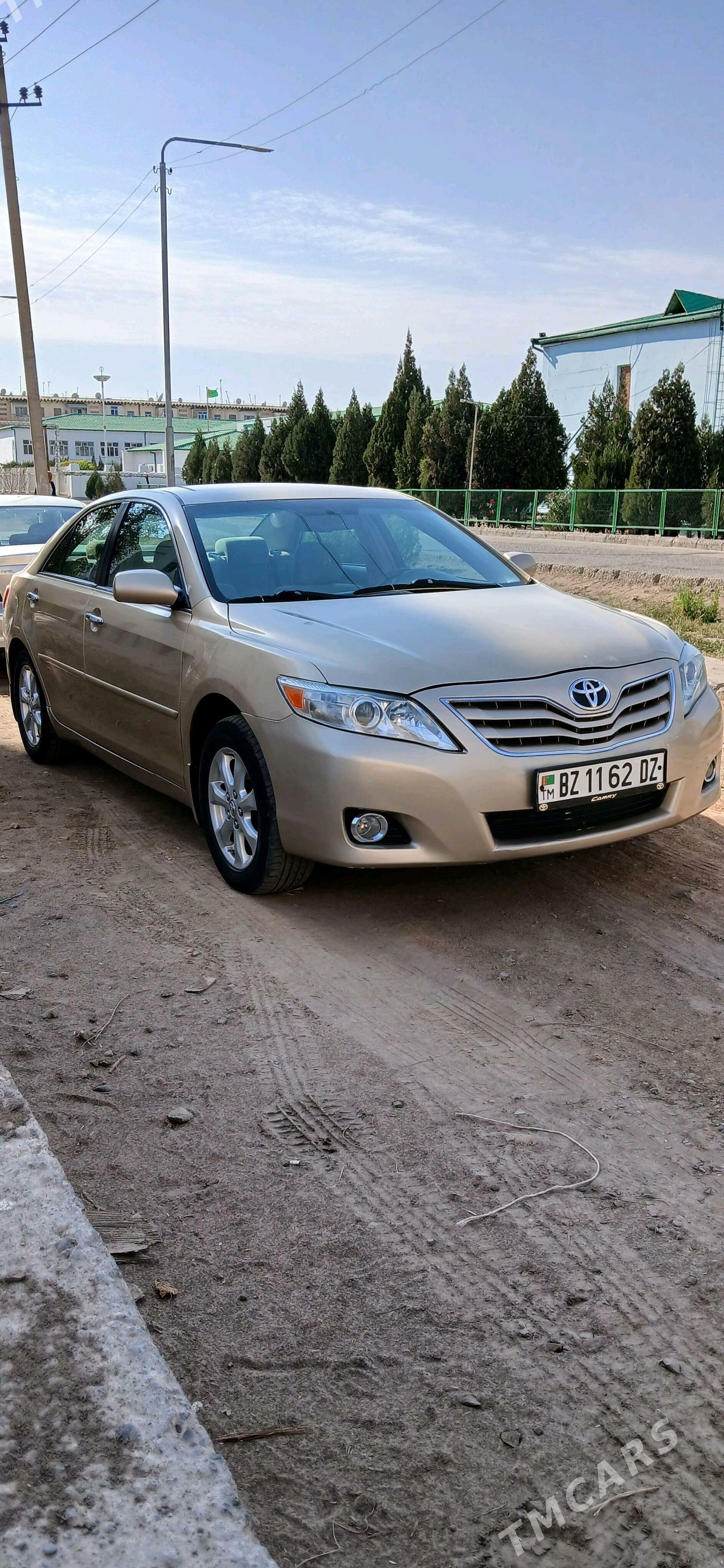 Toyota Camry 2011 - 190 000 TMT - Дашогуз - img 2