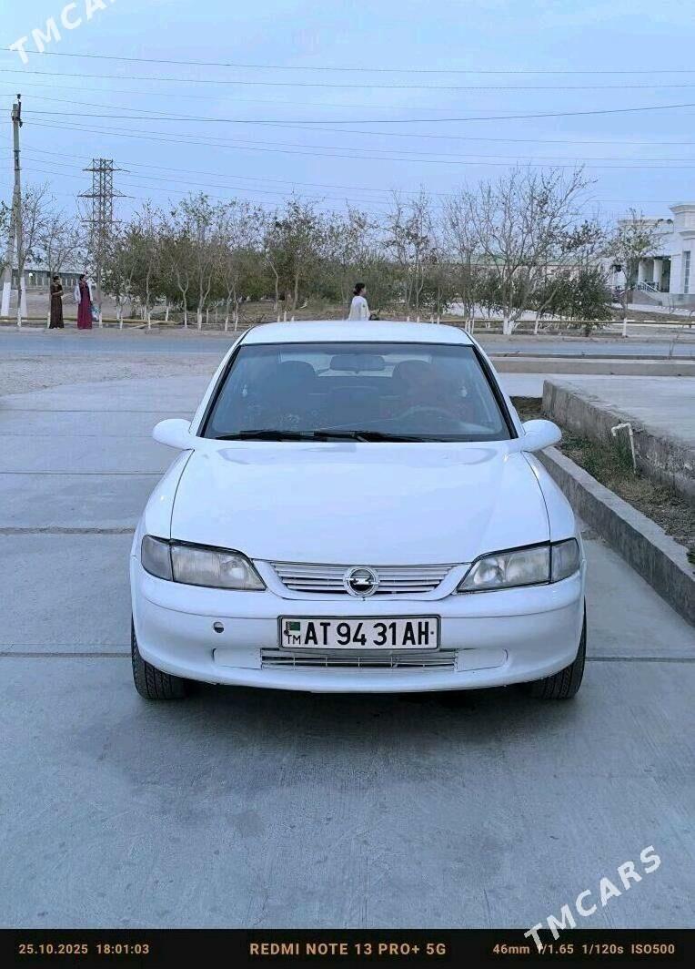 Opel Vectra 1996 - 36 000 TMT - Теджен - img 5