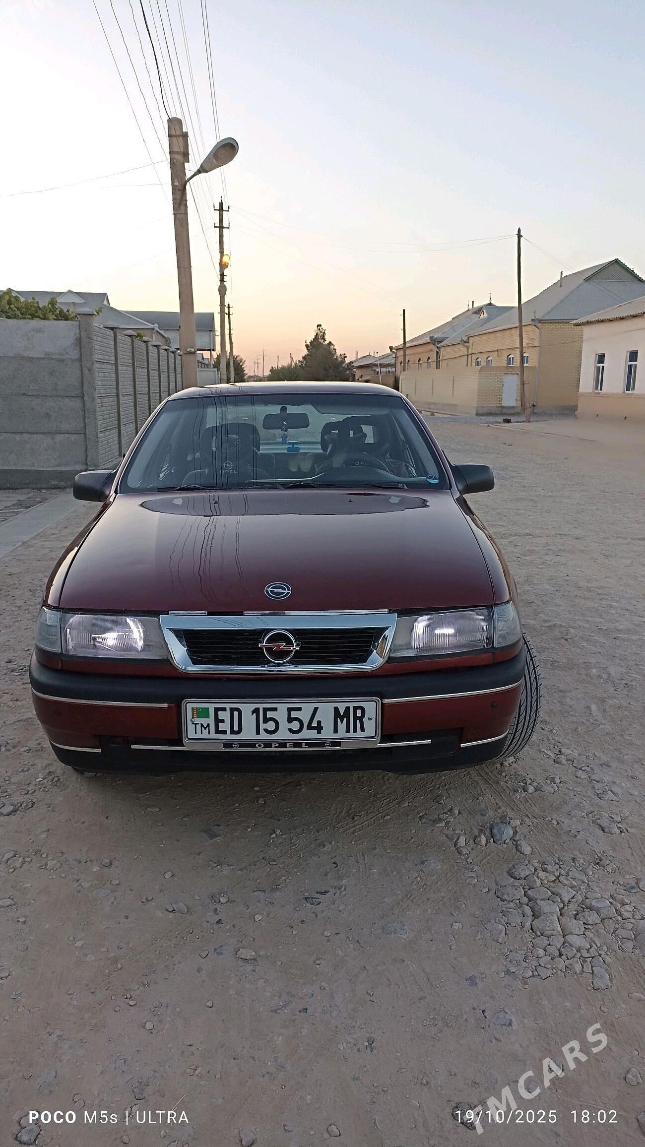 Opel Vectra 1992 - 39 000 TMT - Mary - img 10