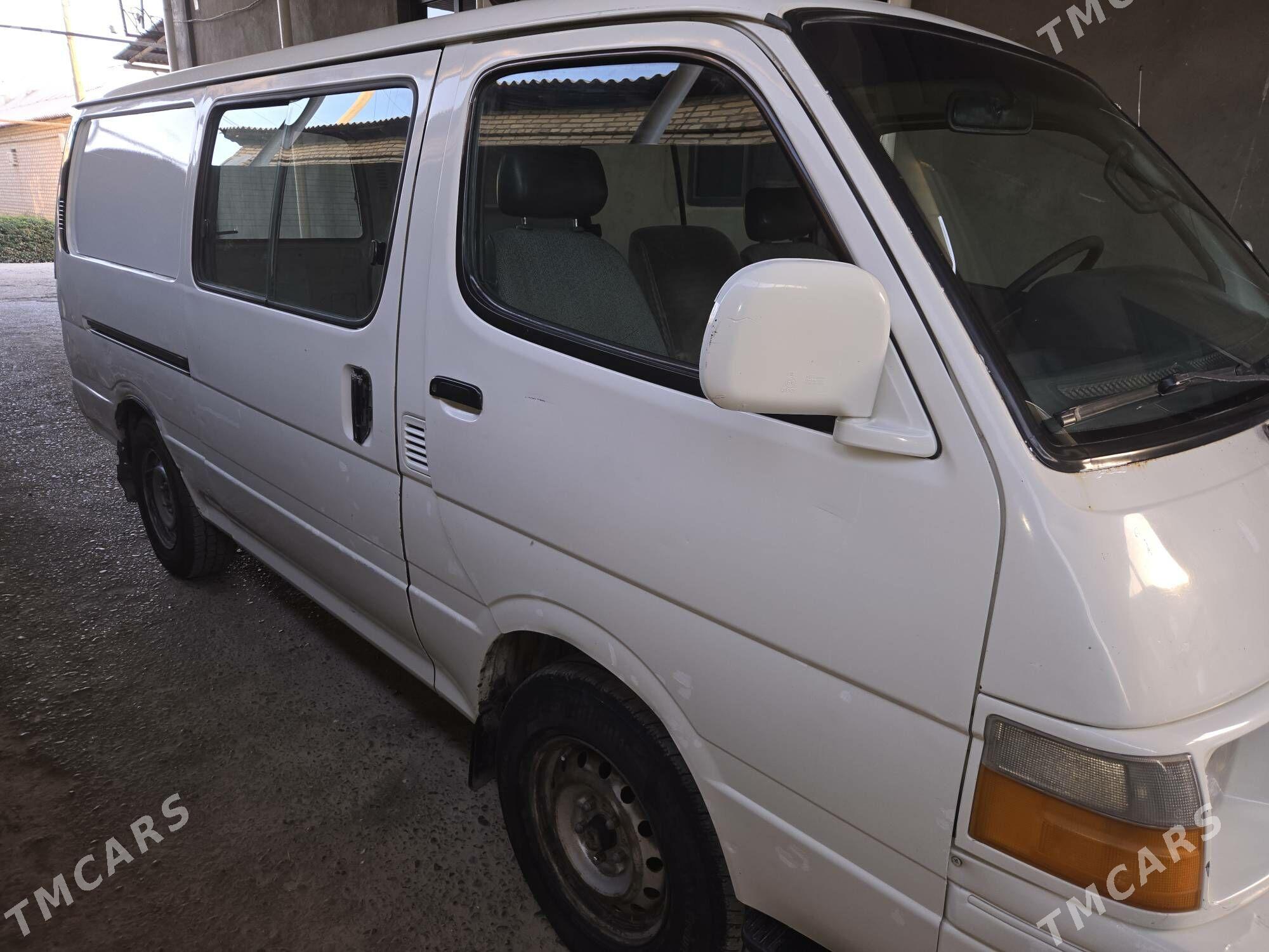 Toyota Hiace 1998 - 80 000 TMT - Сакарчага - img 1