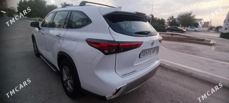 Toyota Highlander 2021 - 600 000 TMT - Туркменабат - img 2