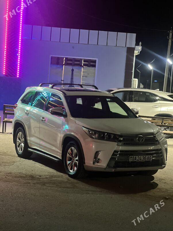 Toyota Highlander 2019 - 430 000 TMT - Болдумсаз - img 7