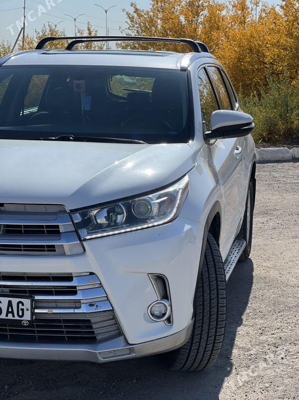 Toyota Highlander 2019 - 430 000 TMT - Болдумсаз - img 1