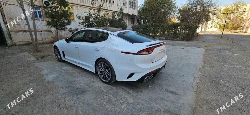 Kia Stinger 2022 - 360 000 TMT - Мары - img 3