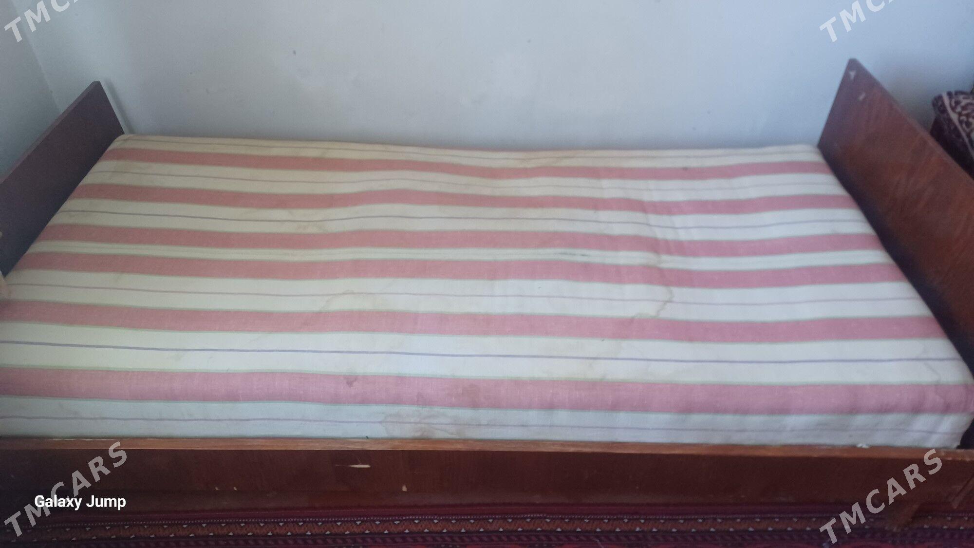 krowat - Şabat etr. - img 2