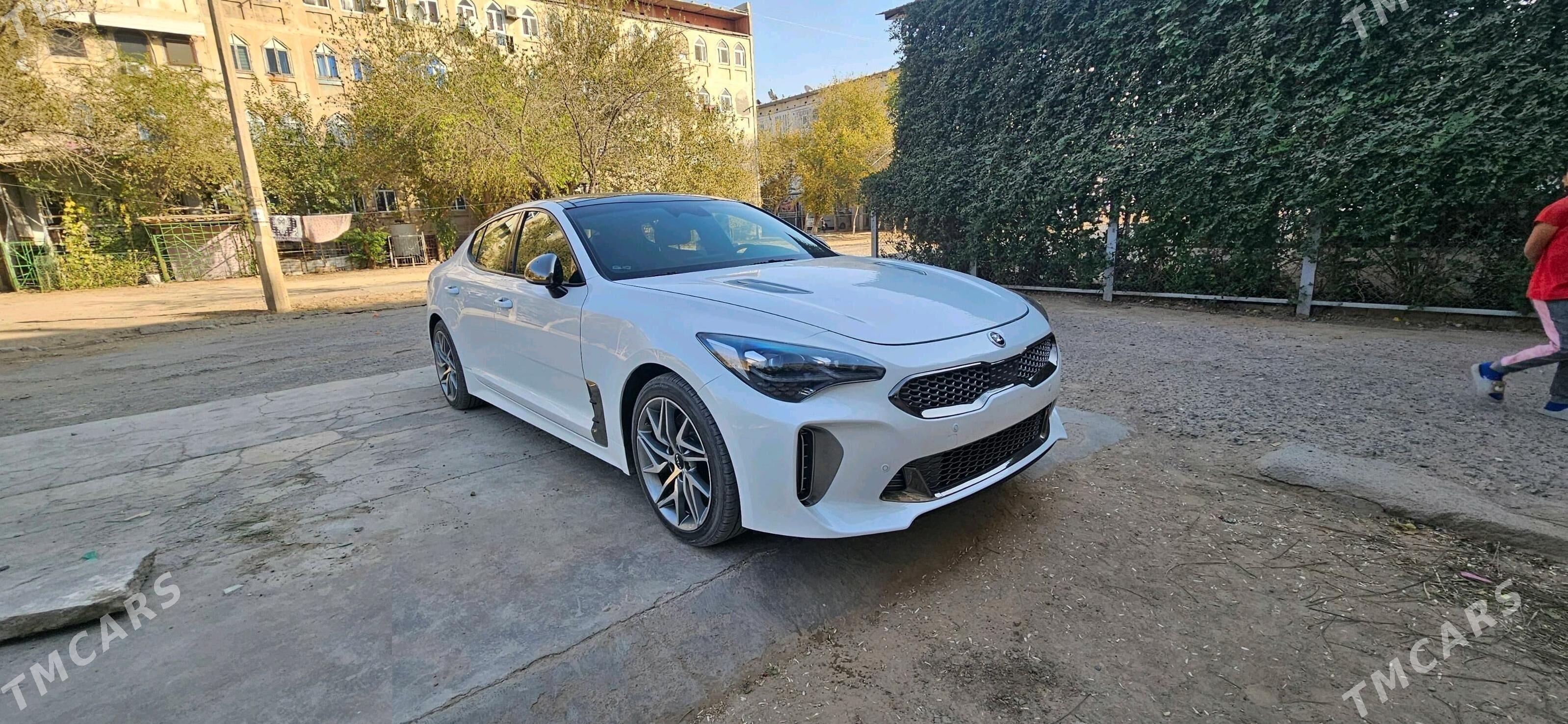 Kia Stinger 2022 - 360 000 TMT - Мары - img 1