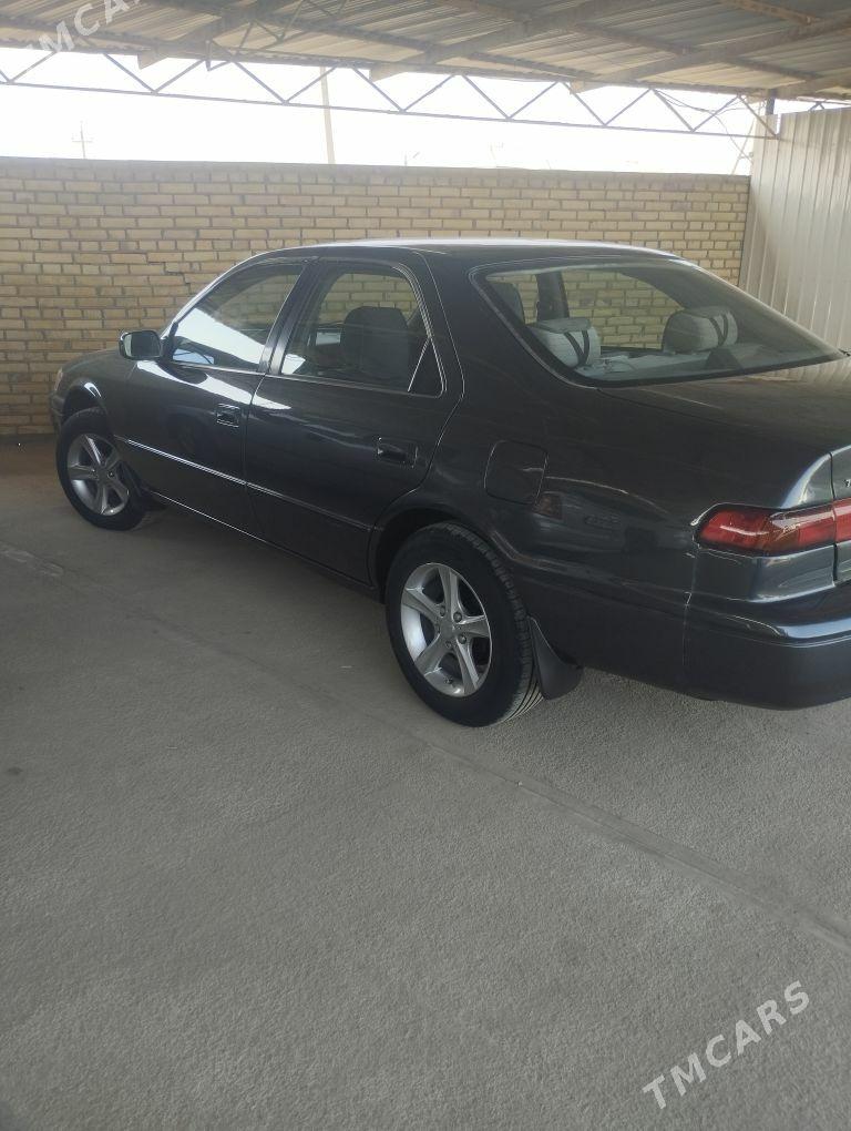 Toyota Camry 1998 - 130 000 TMT - Mary - img 1