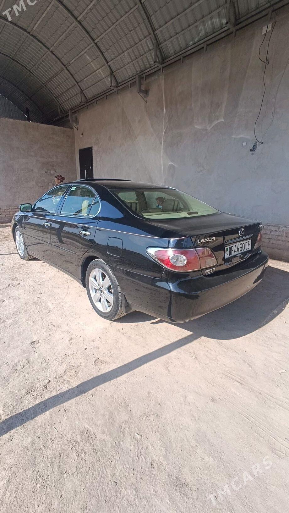 Lexus ES 300 2003 - 180 000 TMT - Дашогуз - img 4