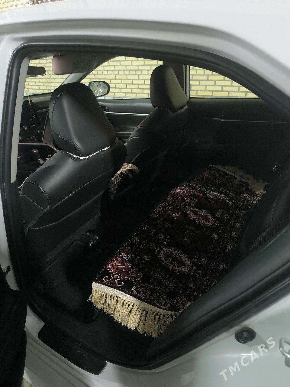 Toyota Camry 2022 - 310 000 TMT - Теджен - img 6