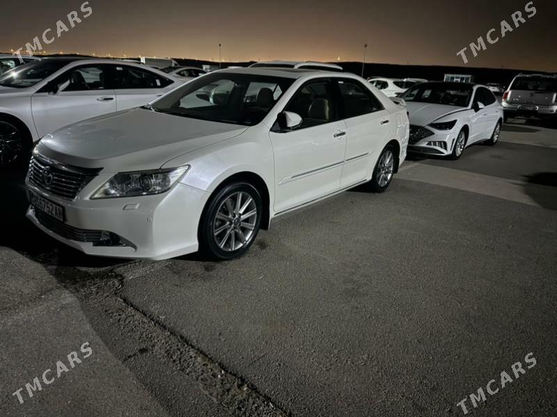 Toyota Aurion 2013 - 340 000 TMT - Bäherden - img 3