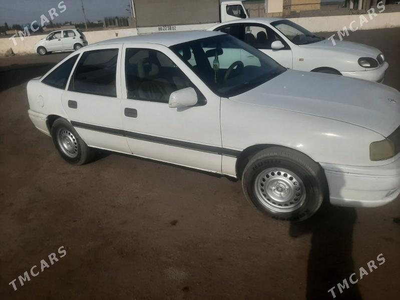 Opel Vectra 1990 - 30 000 TMT - Дашогуз - img 1