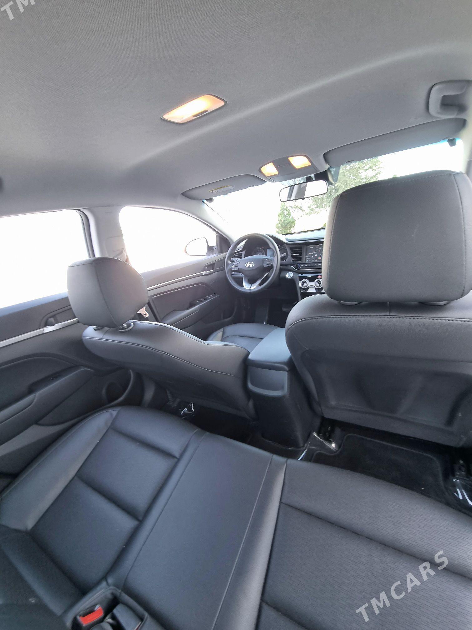 Hyundai Elantra 2020 - 225 000 TMT - Кëши - img 8
