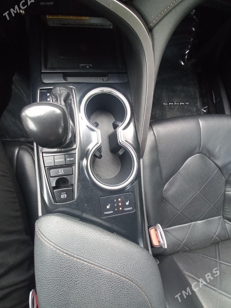 Toyota Camry 2019 - 379 000 TMT - Aşgabat - img 8