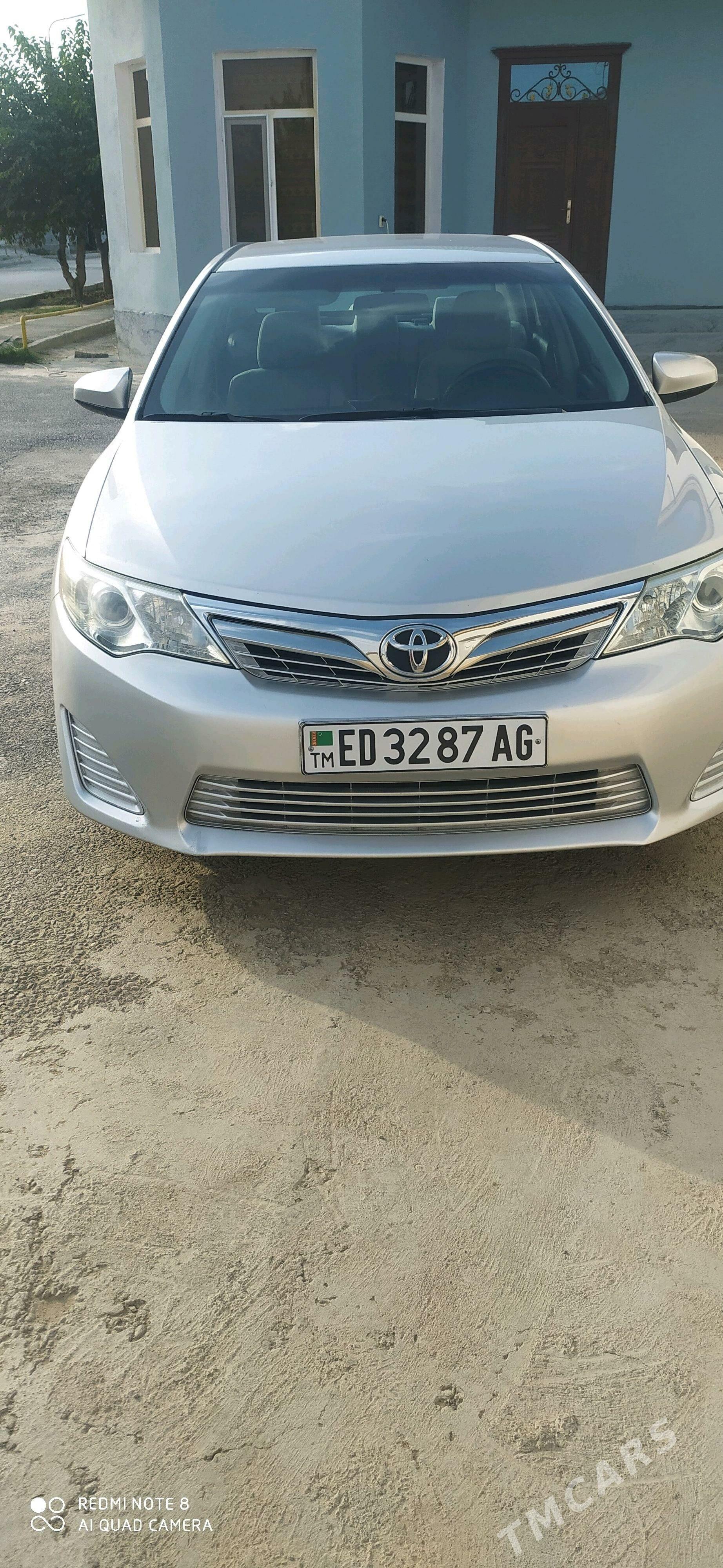 Toyota Camry 2012 - 230 000 TMT - Ашхабад - img 3