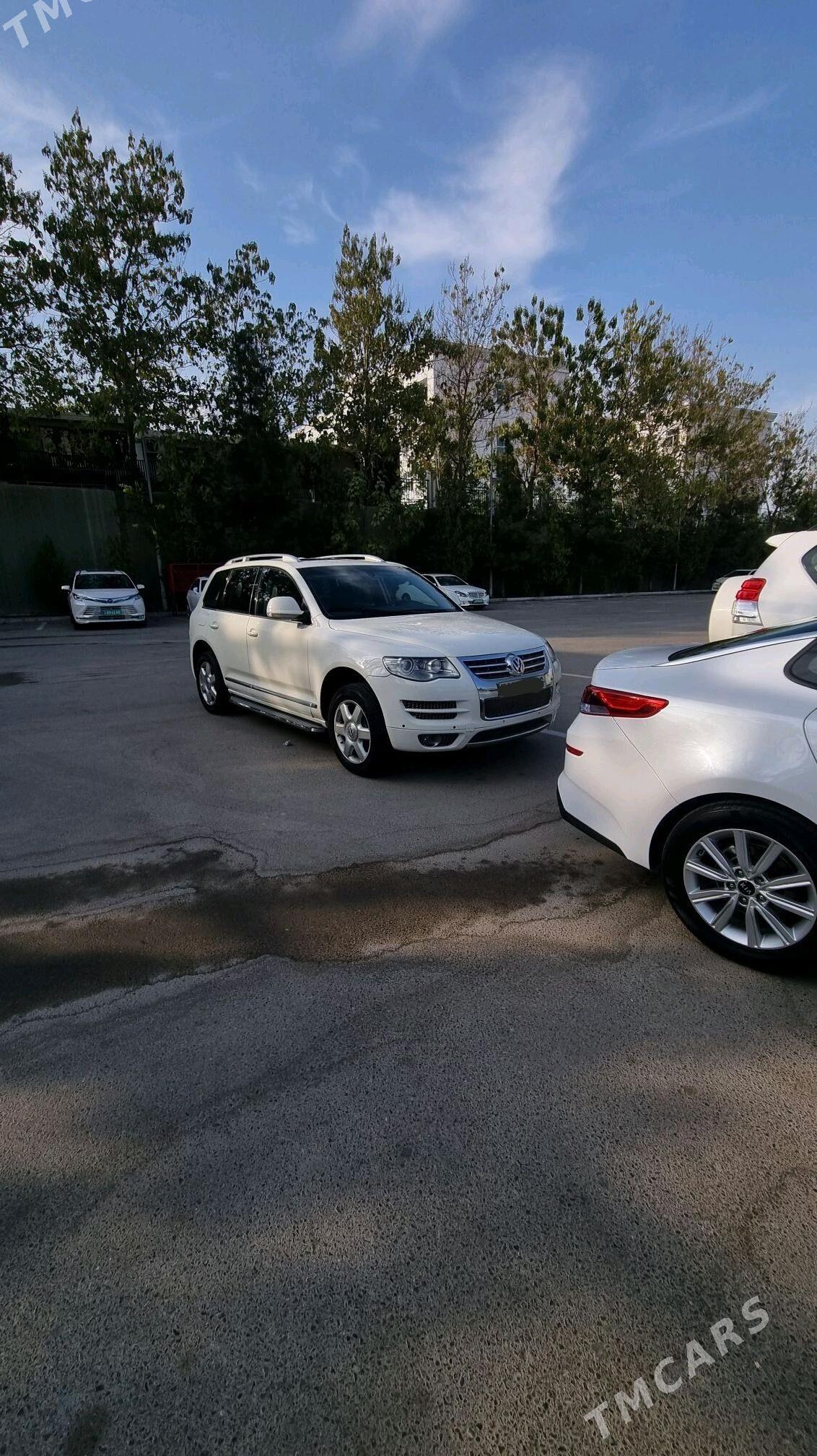 Volkswagen Touareg 2008 - 250 000 TMT - Ашхабад - img 2