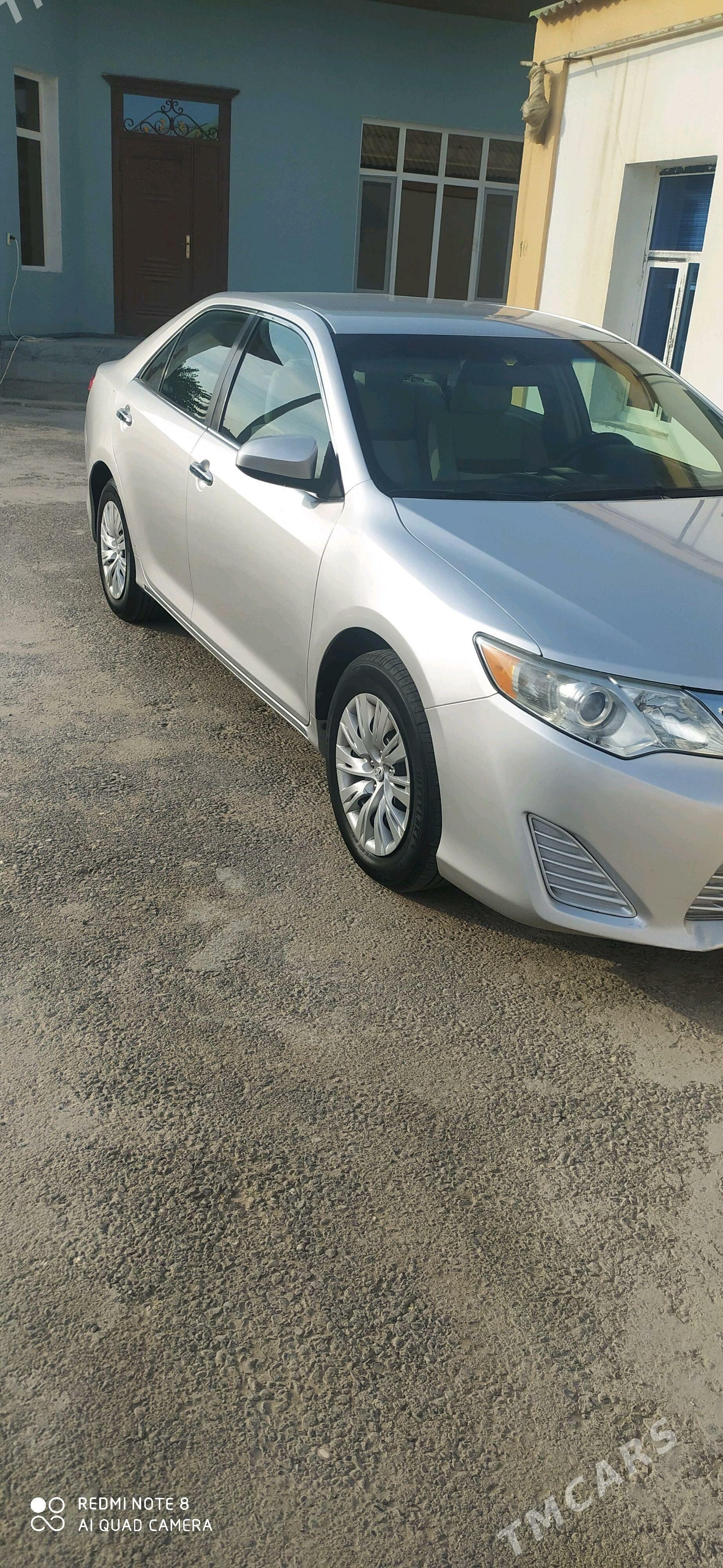 Toyota Camry 2012 - 230 000 TMT - Ашхабад - img 2