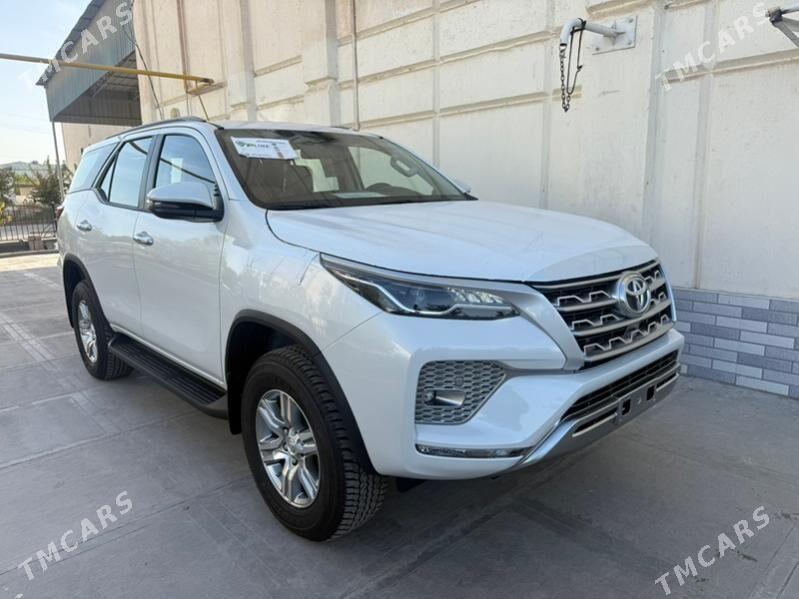 Toyota Fortuner 2025 - 690 000 TMT - Туркменабат - img 2