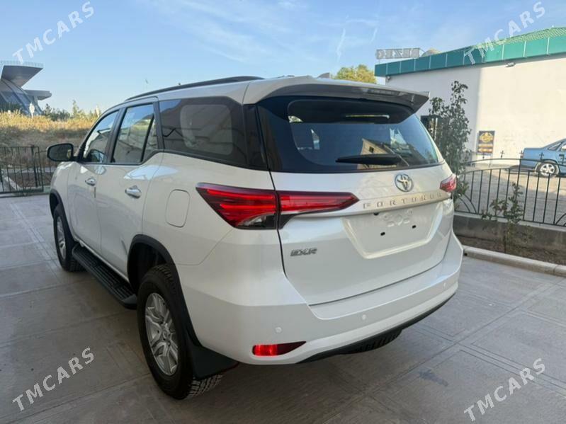 Toyota Fortuner 2025 - 690 000 TMT - Туркменабат - img 1