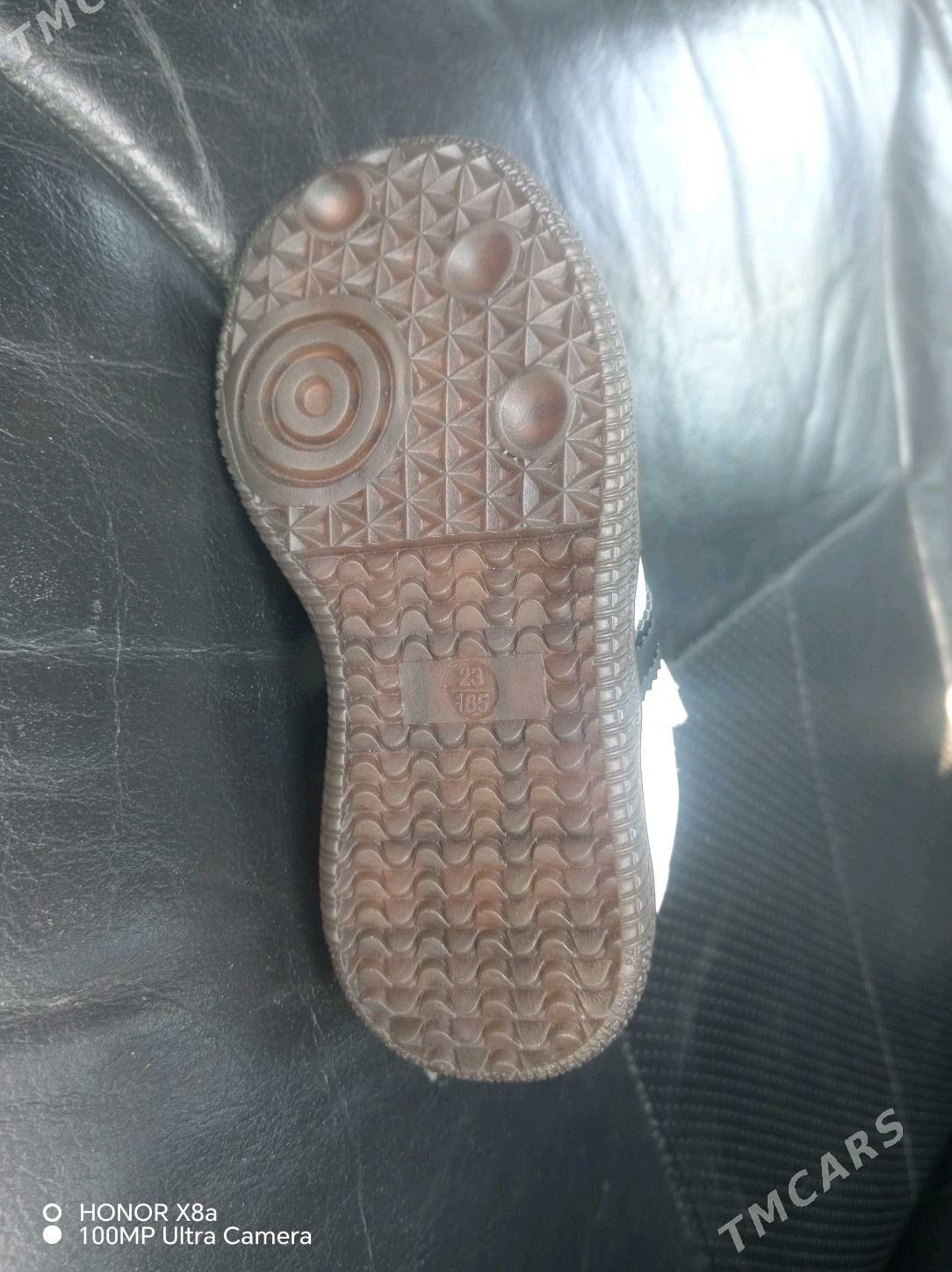 Çaga aýakgap - Türkmenbaşy - img 1